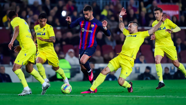 Kubet: La Liga-Roberto vượt qua Lewandowski để ghi bàn trong chuỗi 7 trận thắng Barcelona 2-0 Gadiz