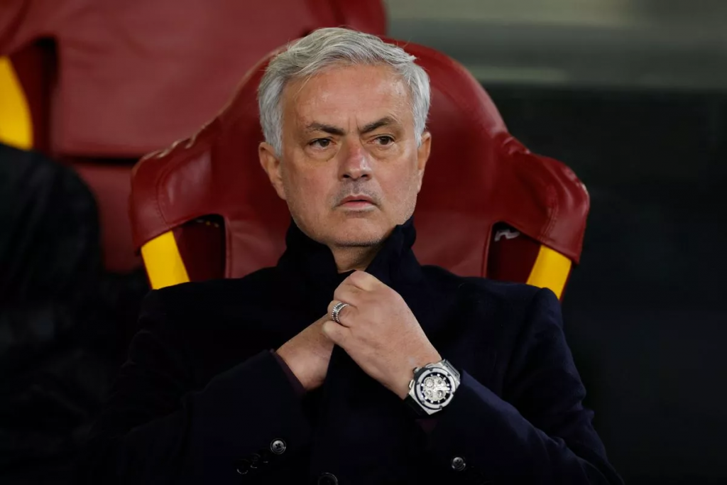 Mourinho đã bị AS Roma sa thải vào đầu tuần này ( Hình ảnh: Kubet)
