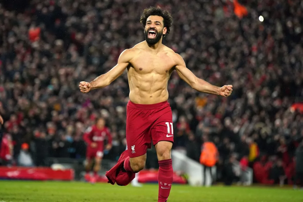 Mohamed Salah trở thành cầu thủ ghi bàn kỷ lục của câu lạc bộ tại Premier League sau trận thắng Manchester United ( Hình ảnh: Kubet)