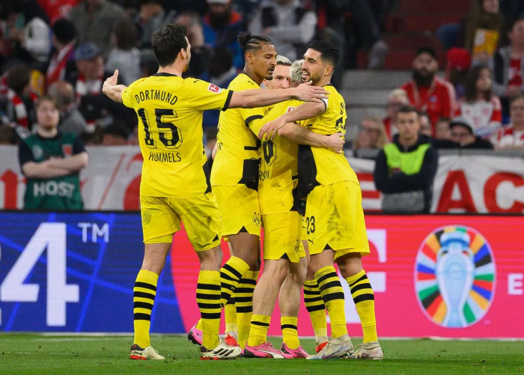 Borussia Dortmund đánh bại Bayern Munich vào thứ Bảy ( Hình ảnh: Kubet)